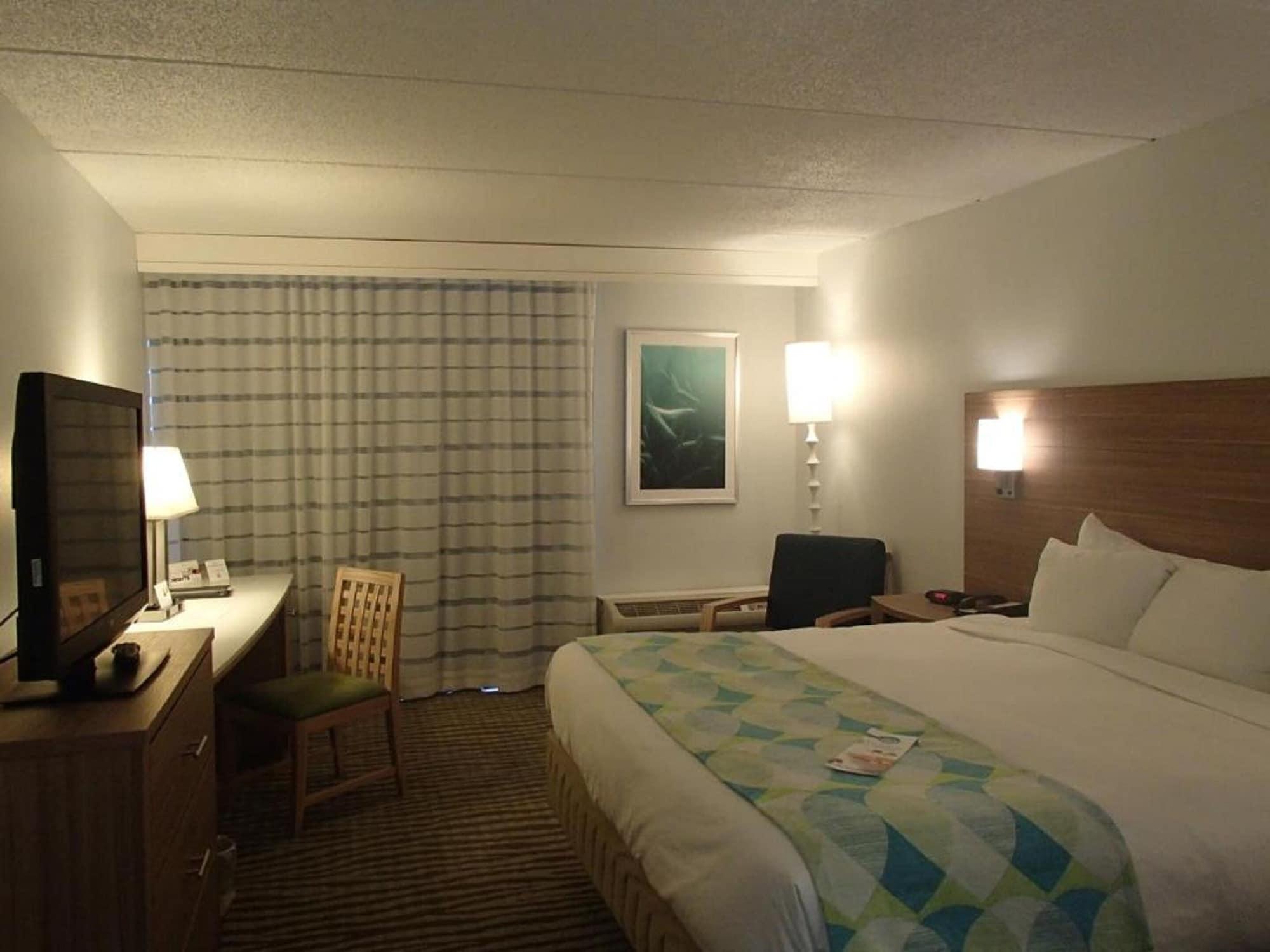 Doubletree By Hilton Corpus Christi Beachfront Exterior photo