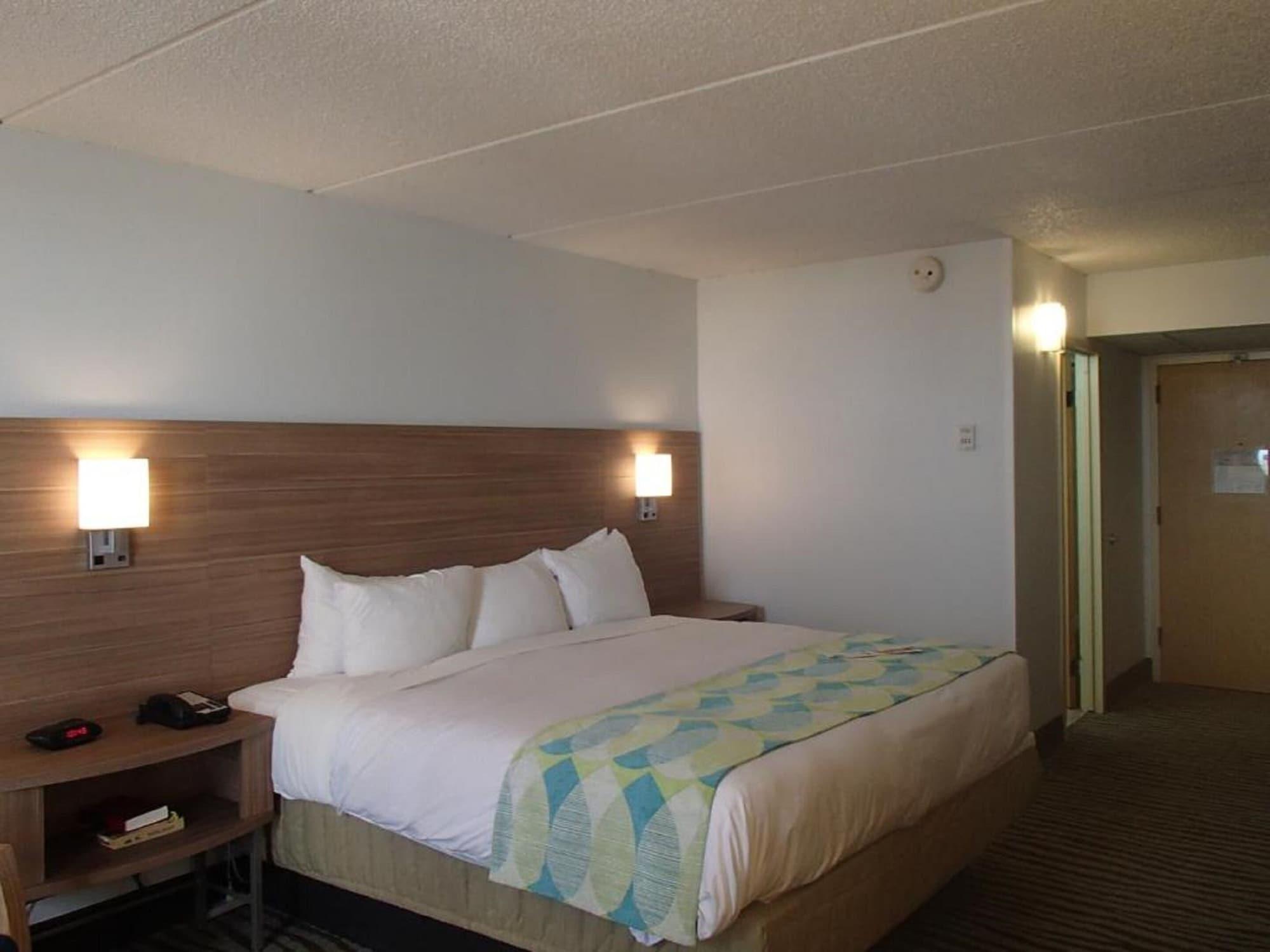 Doubletree By Hilton Corpus Christi Beachfront Exterior photo