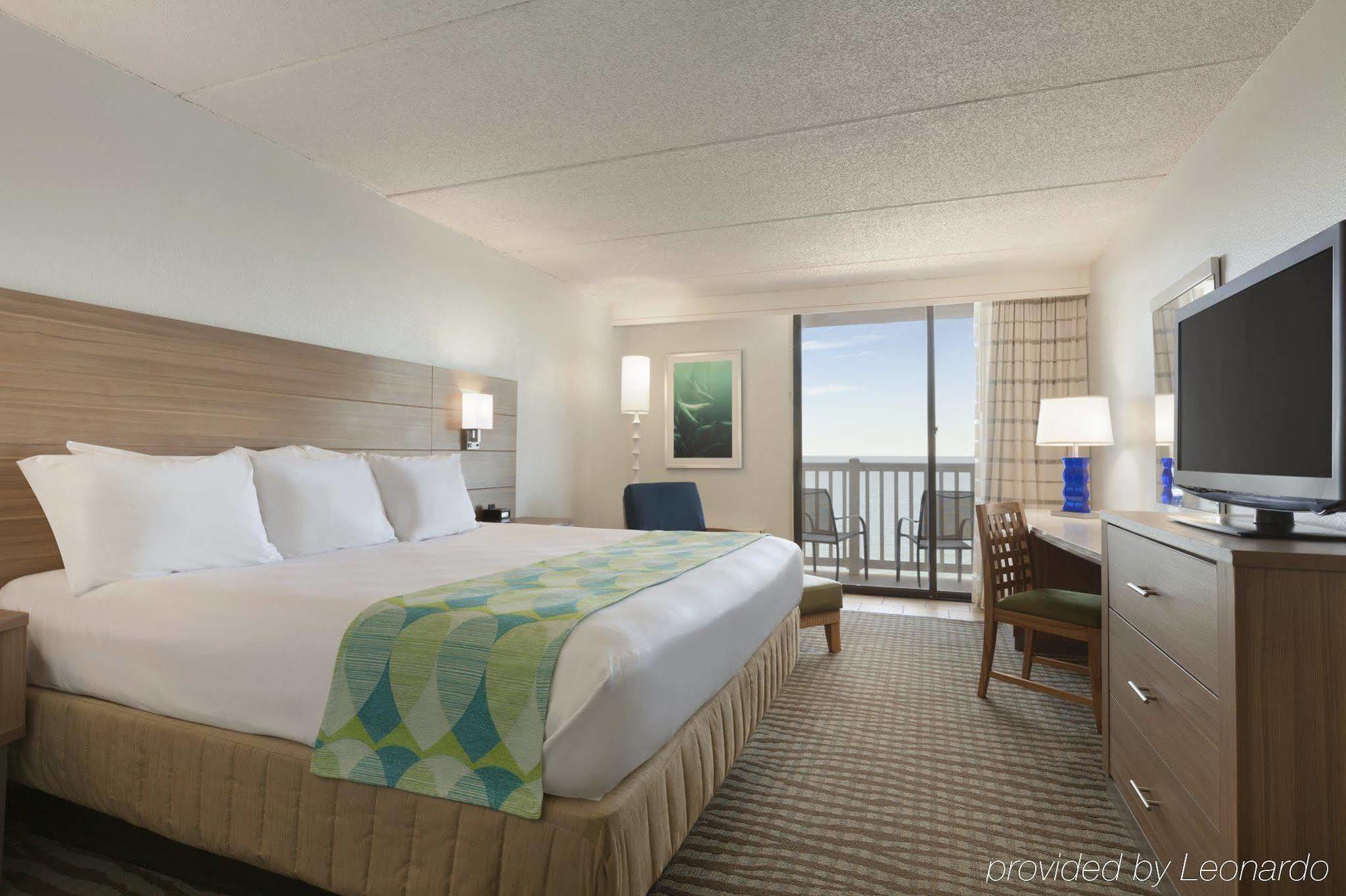 Doubletree By Hilton Corpus Christi Beachfront Exterior photo