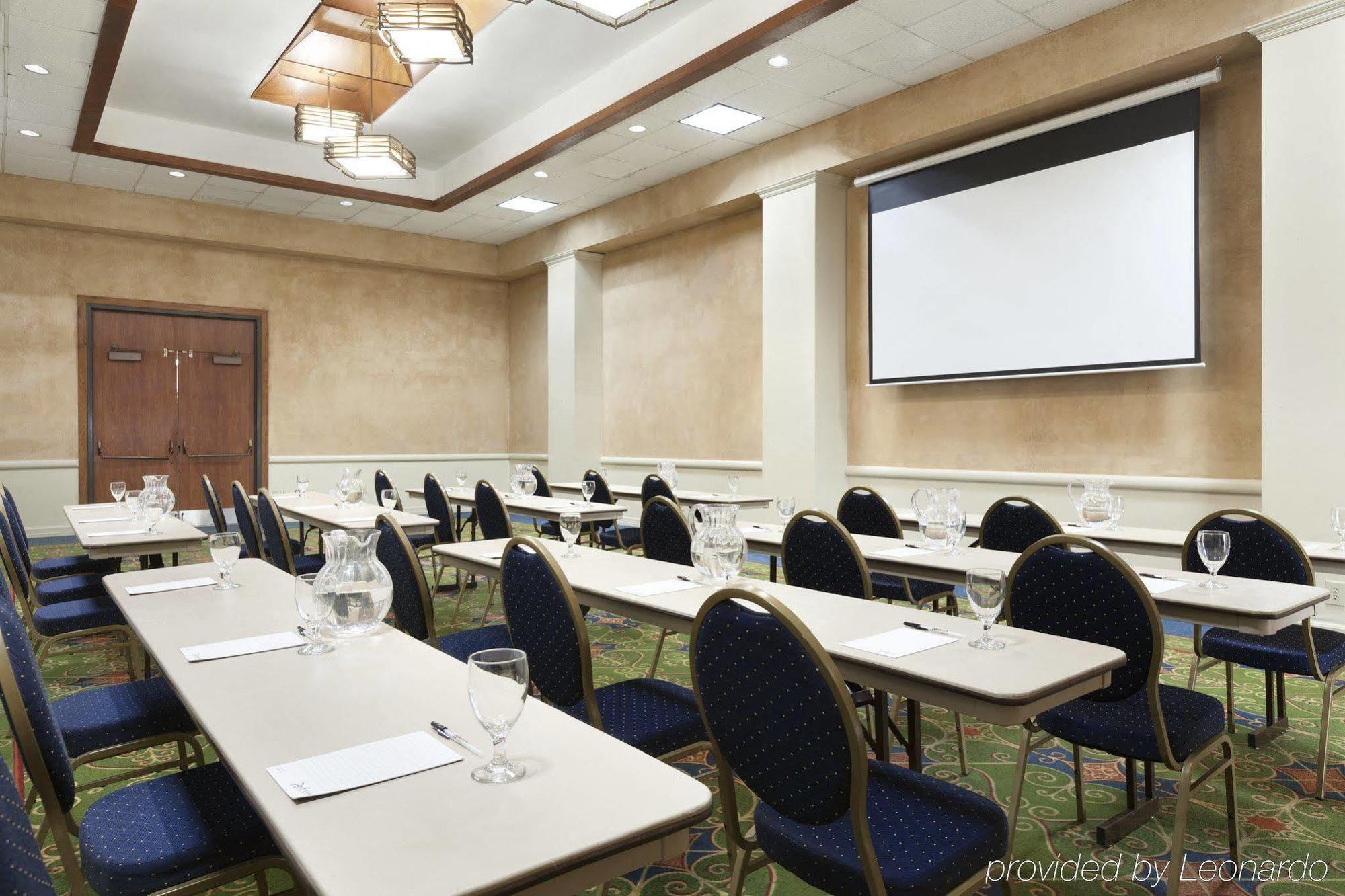 Doubletree By Hilton Corpus Christi Beachfront Exterior photo