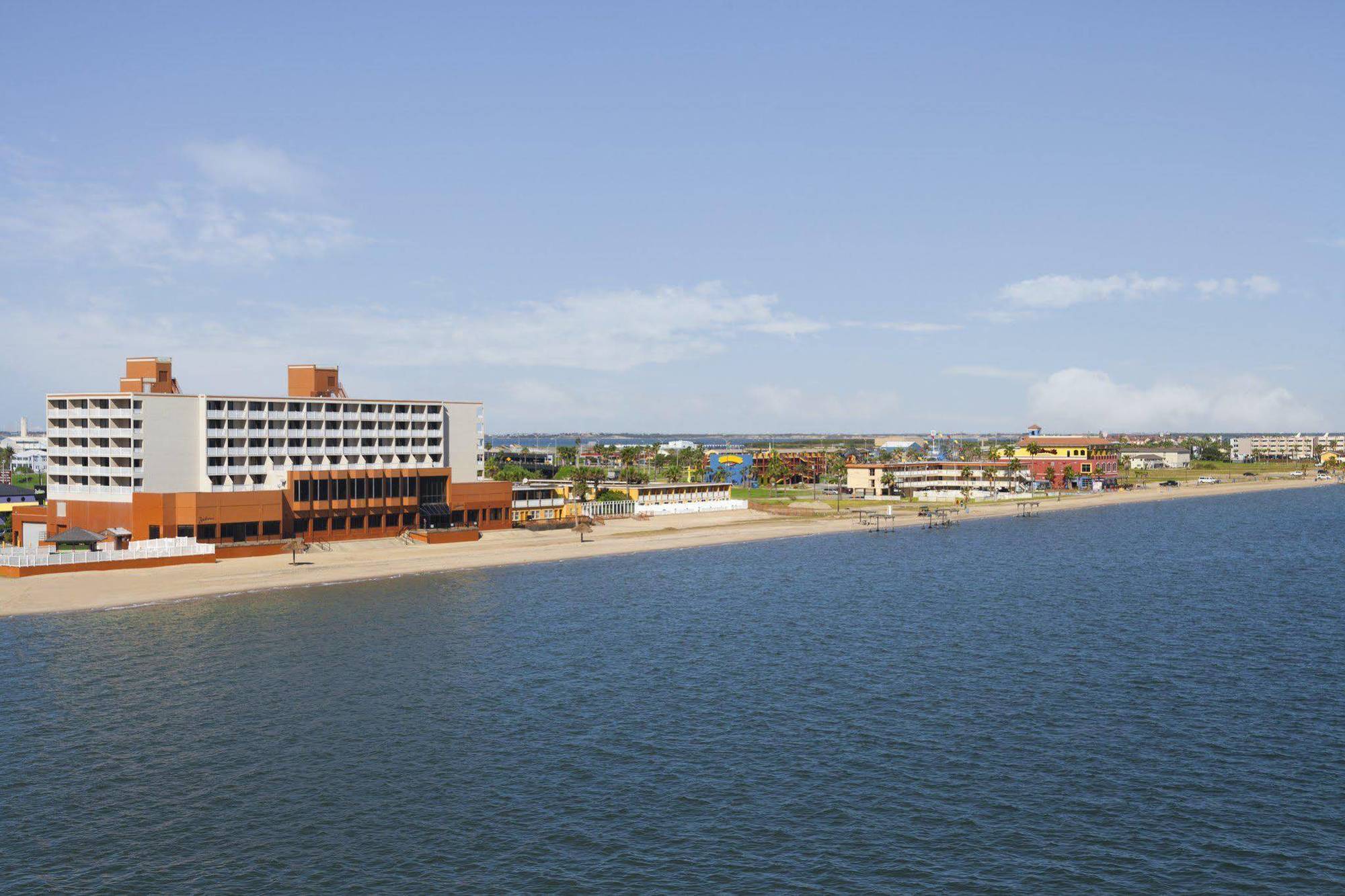 Doubletree By Hilton Corpus Christi Beachfront Exterior photo