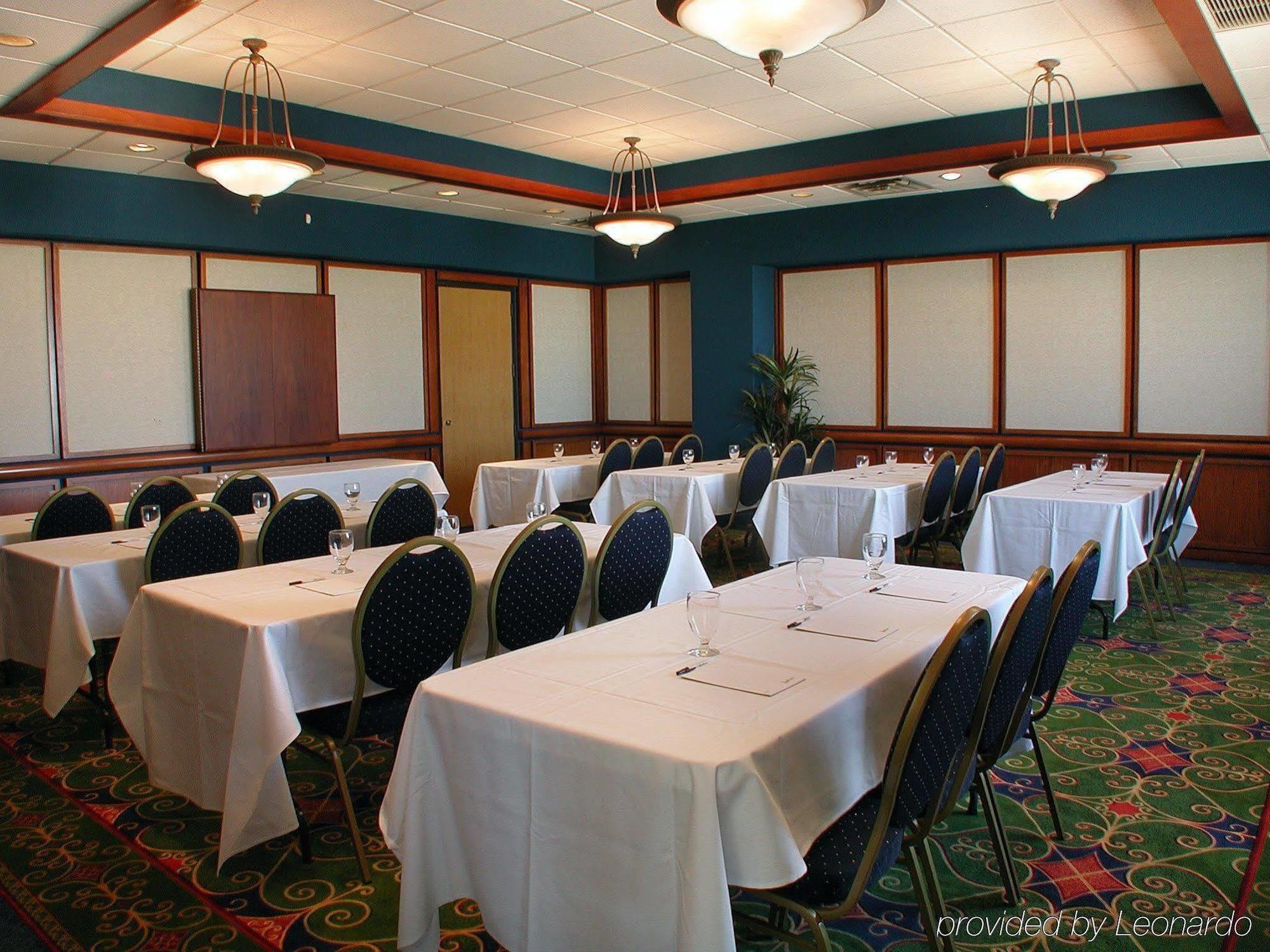 Doubletree By Hilton Corpus Christi Beachfront Facilities photo