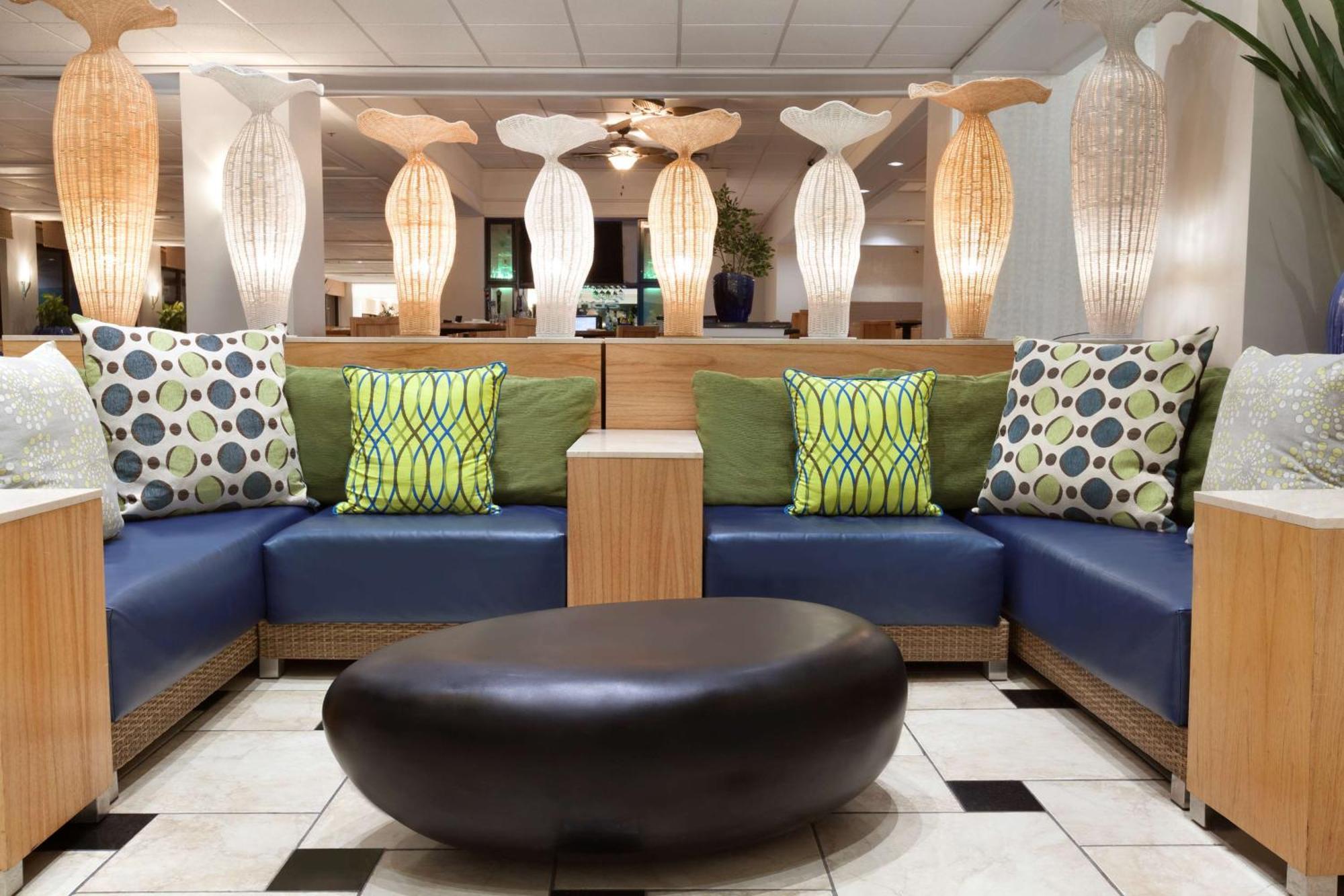 Doubletree By Hilton Corpus Christi Beachfront Exterior photo